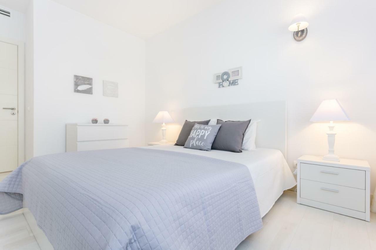 Litoral Mar Dream 17, Beach Front, Free Wi-Fi, Private Parking, Pool Portimao Exterior photo